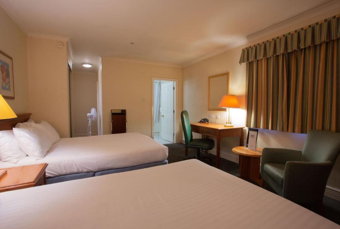 Tong Park Hotel Exterior foto